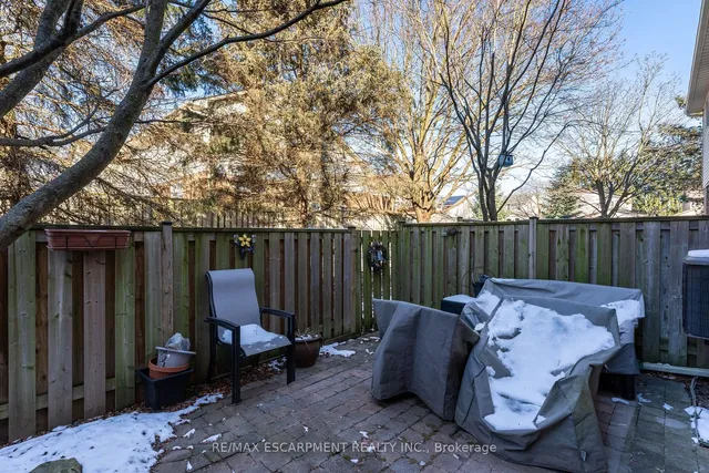 Additional property image - 79 Braeheid Ave Unit 16