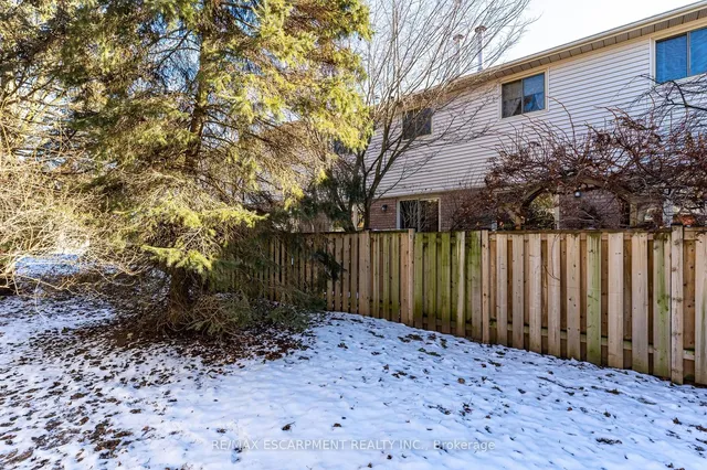Additional property image - 79 Braeheid Ave Unit 16