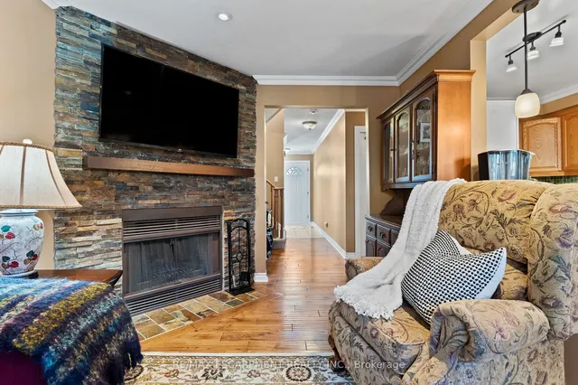 Additional property image - 79 Braeheid Ave Unit 16