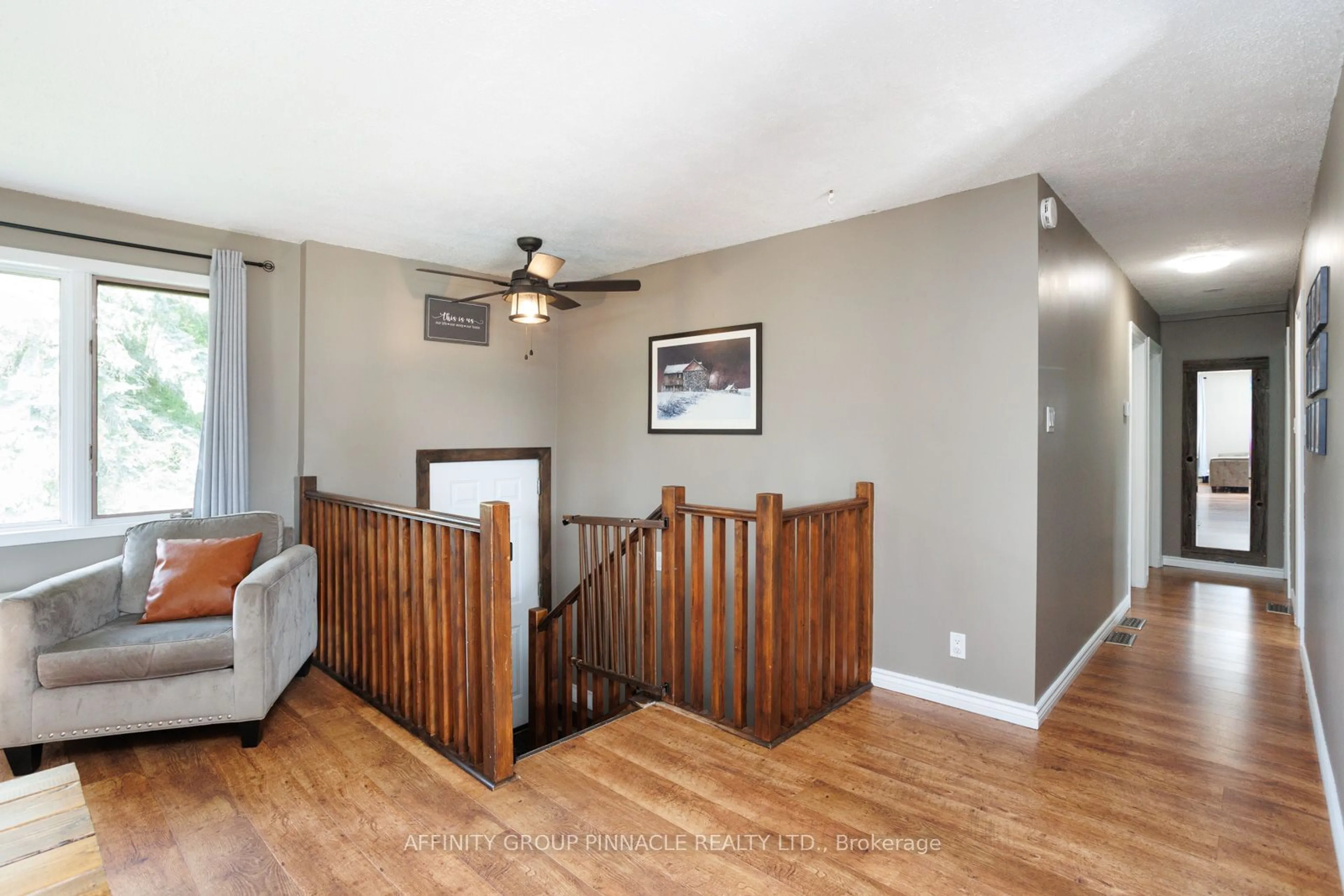 Indoor entryway for 71 Goodman Rd, Kawartha Lakes Ontario K0M 1N0