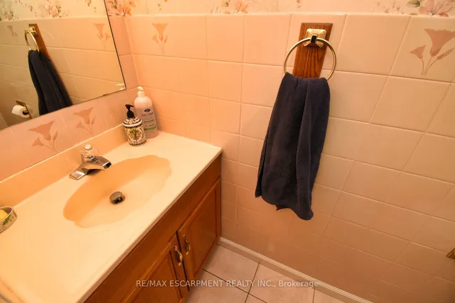 Additional property image - 54 Ramsden Dr