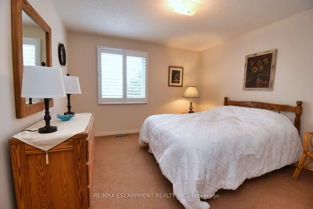 Additional property image - 54 Ramsden Dr