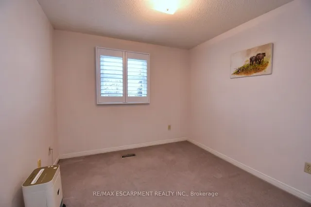 Additional property image - 54 Ramsden Dr