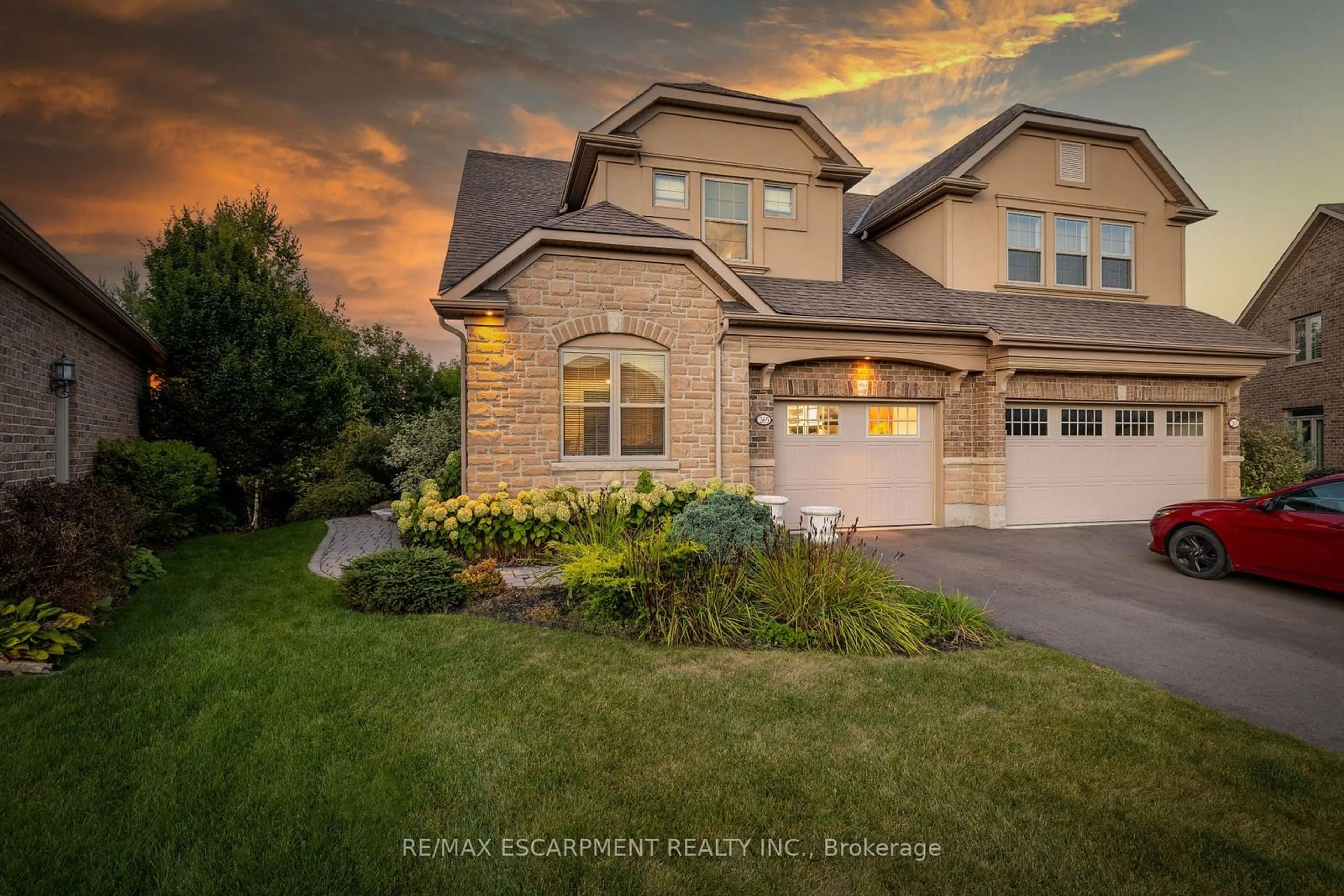 Home with brick exterior material, unknown for 265 Millview Crt, Guelph/Eramosa Ontario N0B 2K0