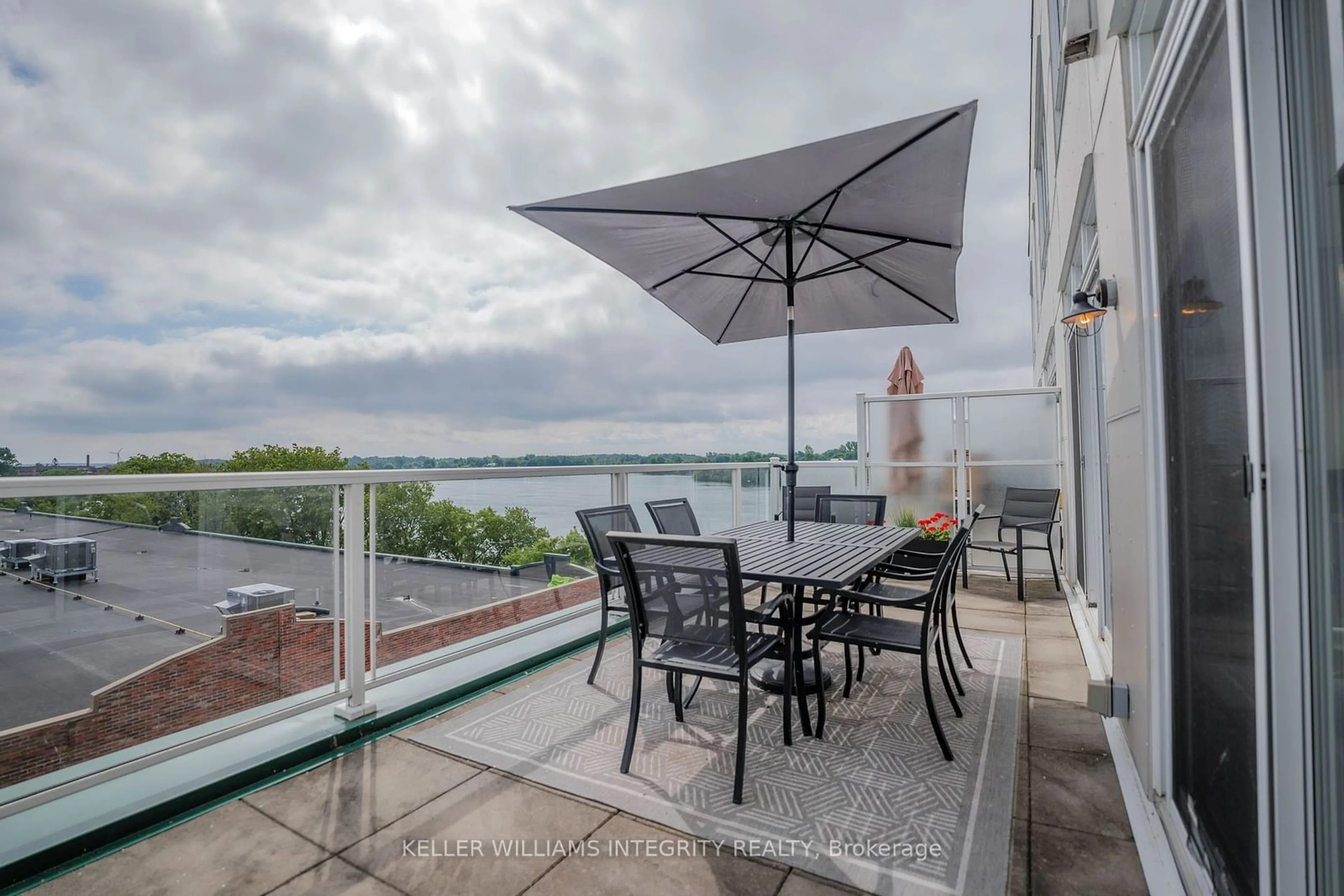 Patio, water/lake/river/ocean view for 703 COTTON MILL St #305, Cornwall Ontario K6H 7K7