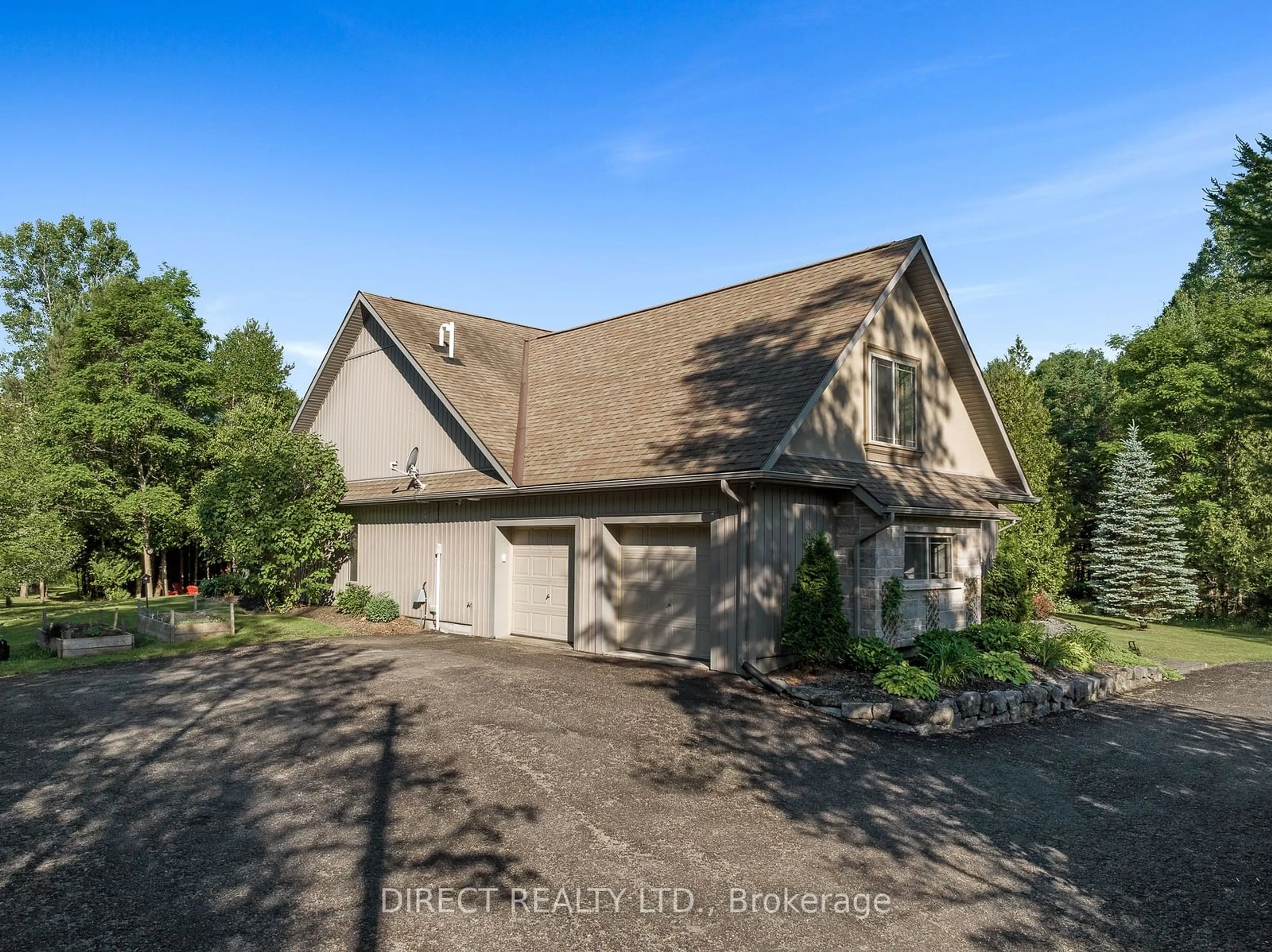 A pic from outside/outdoor area/front of a property/back of a property/a pic from drone, unknown for 451 Baptist Church Rd, Quinte West Ontario K0K 3E0