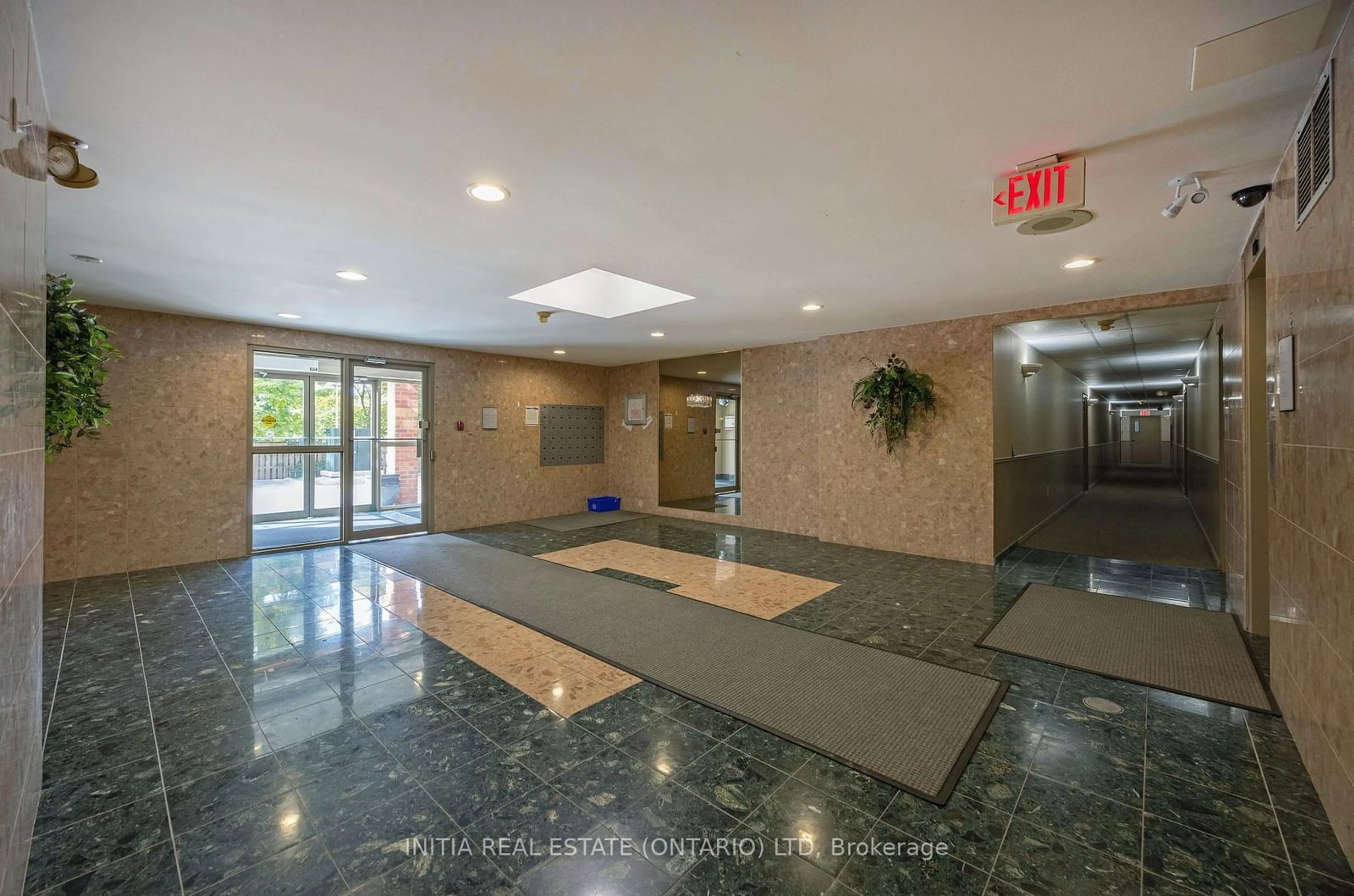 Lobby for 77 Baseline Rd #104, London Ontario N6J 1V5