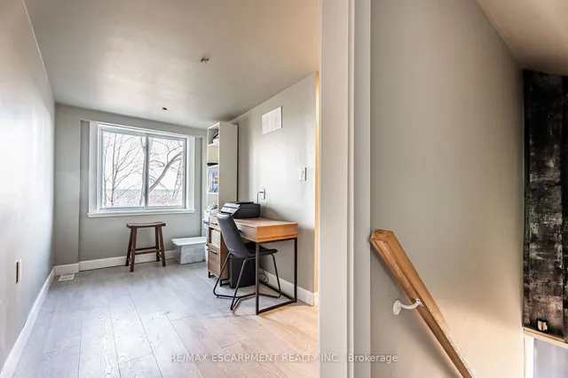 Additional property image - 735 Beach Blvd