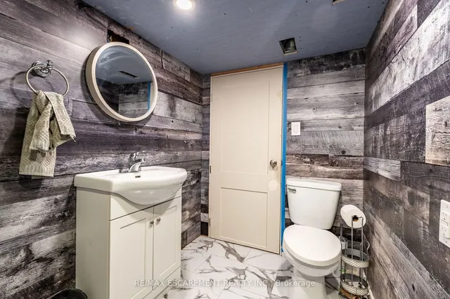 Additional property image - 735 Beach Blvd