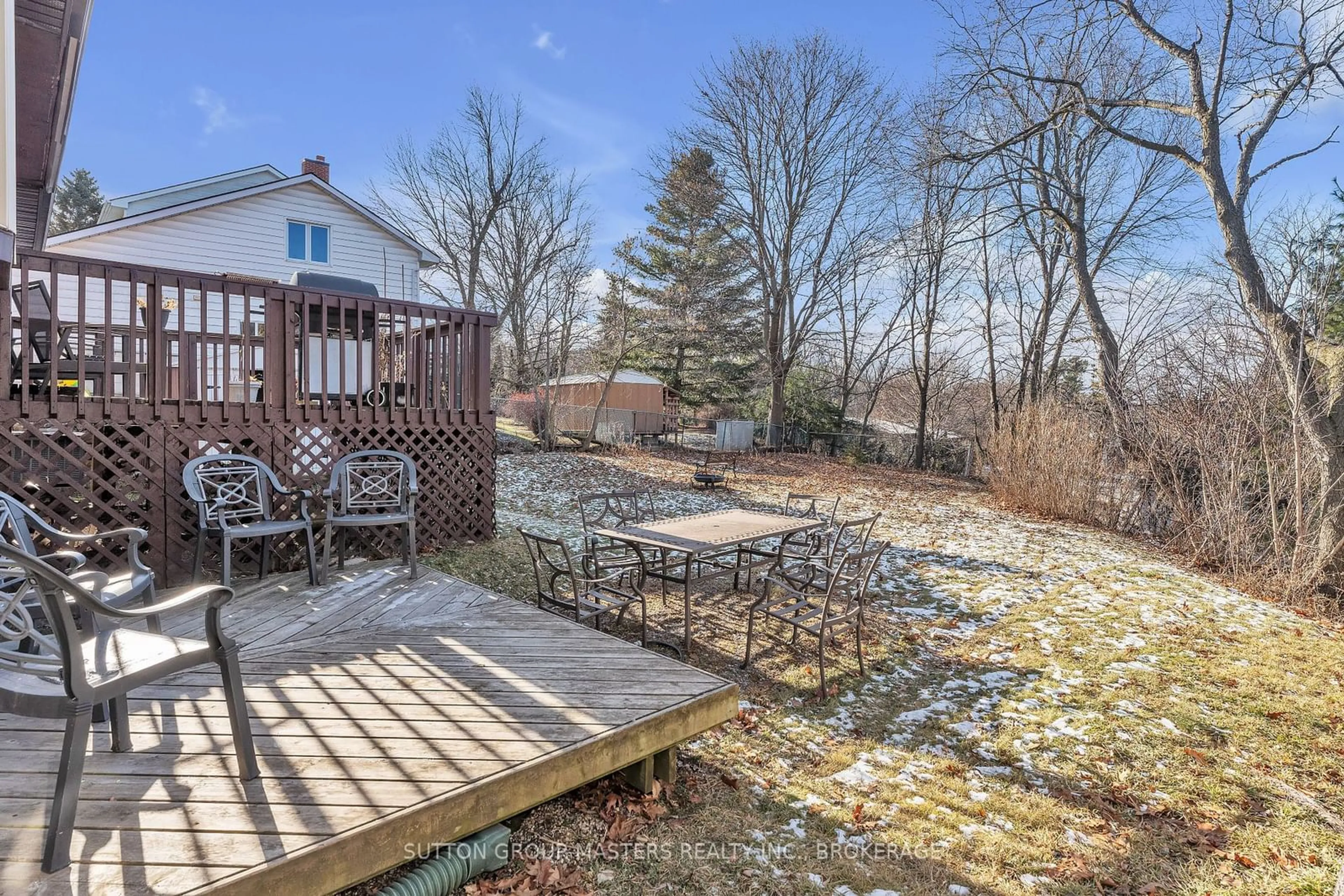 Patio, water/lake/river/ocean view for 76 FLORENCE St, Kingston Ontario K7M 1Y6