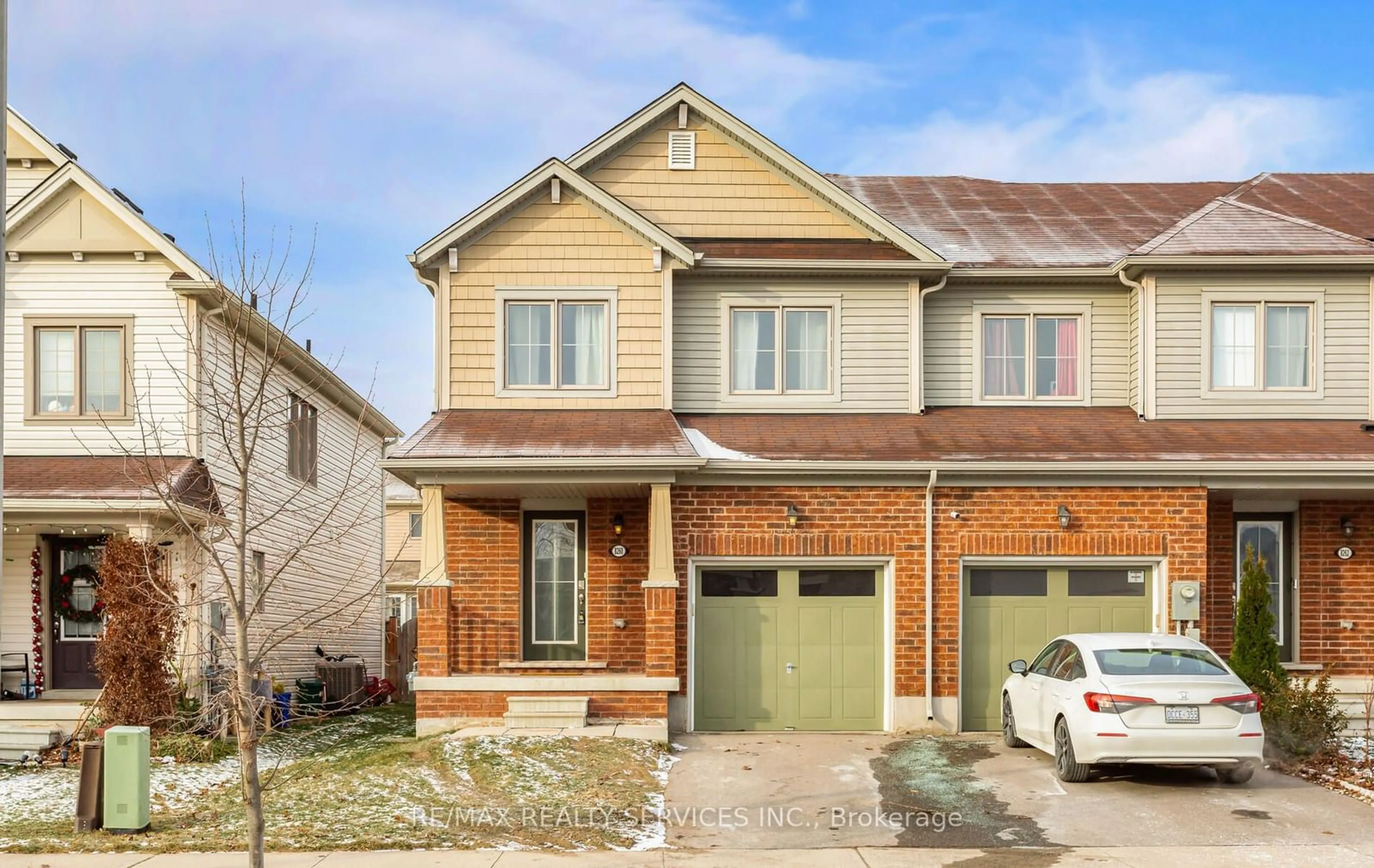 Home with brick exterior material, street for 8260 Tulip Tree Dr, Niagara Falls Ontario L2H 0N4