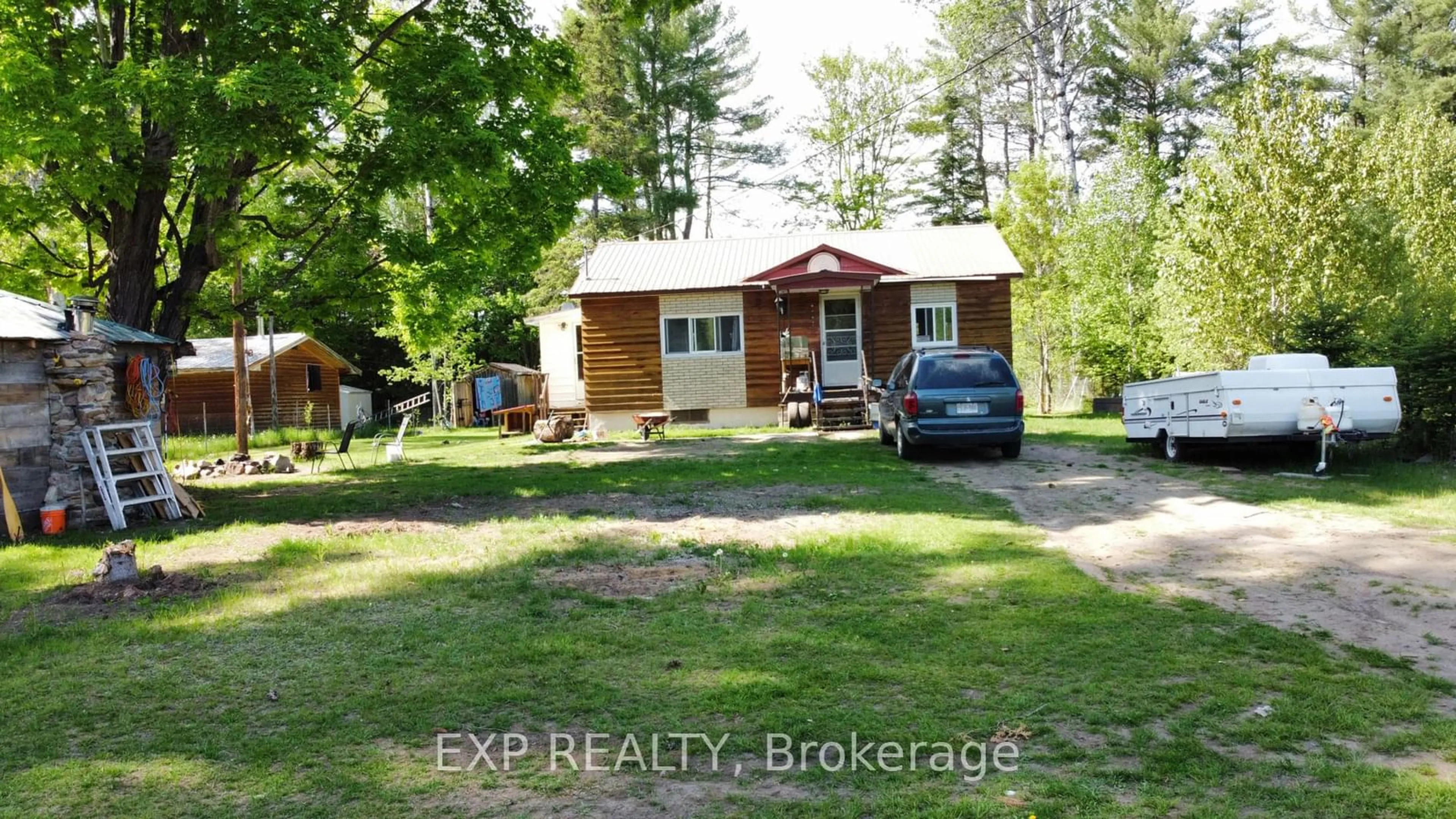 A pic from outside/outdoor area/front of a property/back of a property/a pic from drone, street for 4918 PALMER Rd, Brudenell, Lyndoch and Raglan Ontario K0J 2E0