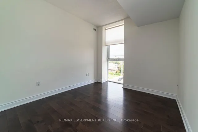 Additional property image - 427 Aberdeen Ave Unit 305