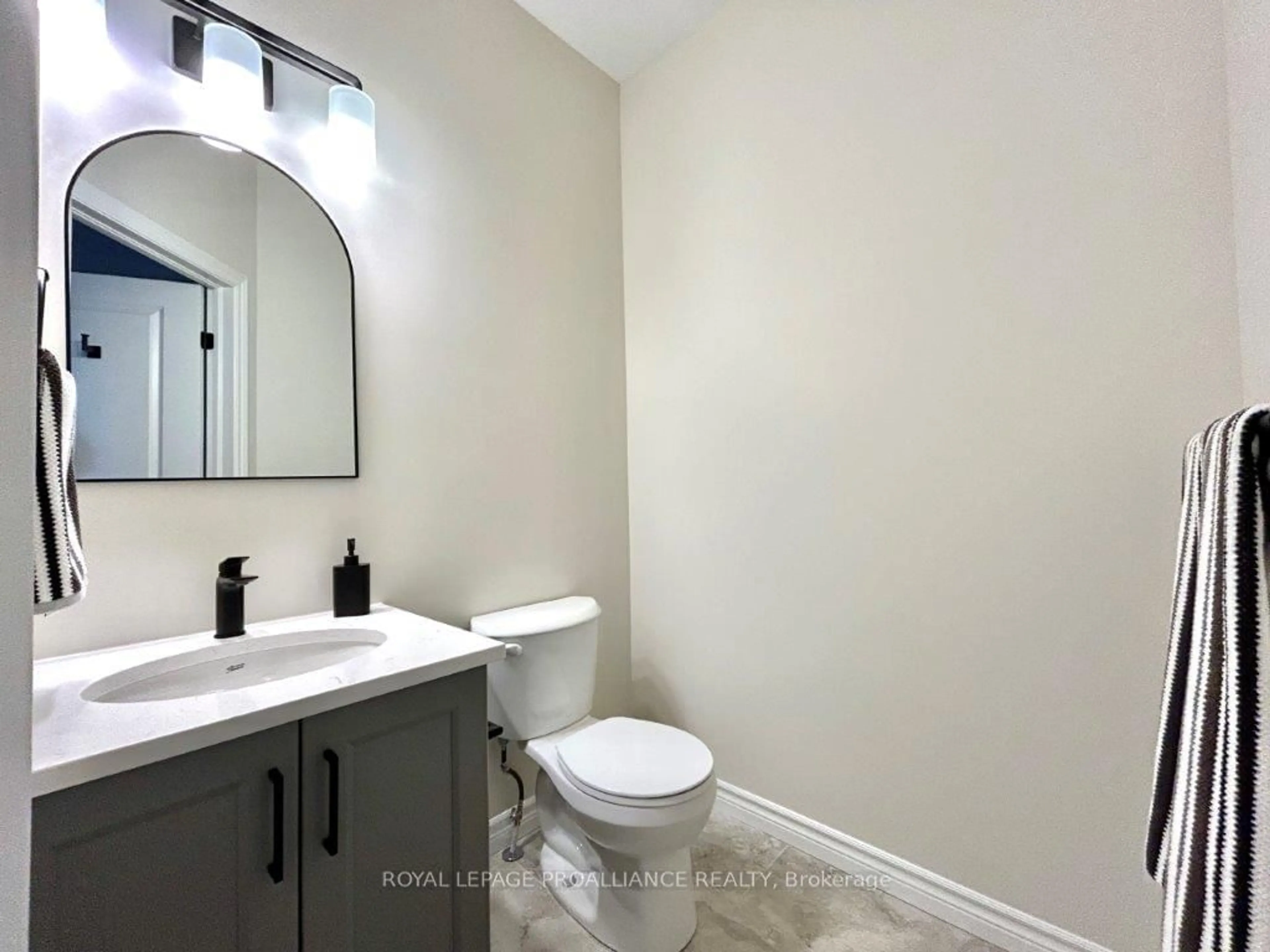 Contemporary bathroom, ceramic/tile floor for 6 Peace River St, Belleville Ontario K8N 0V4