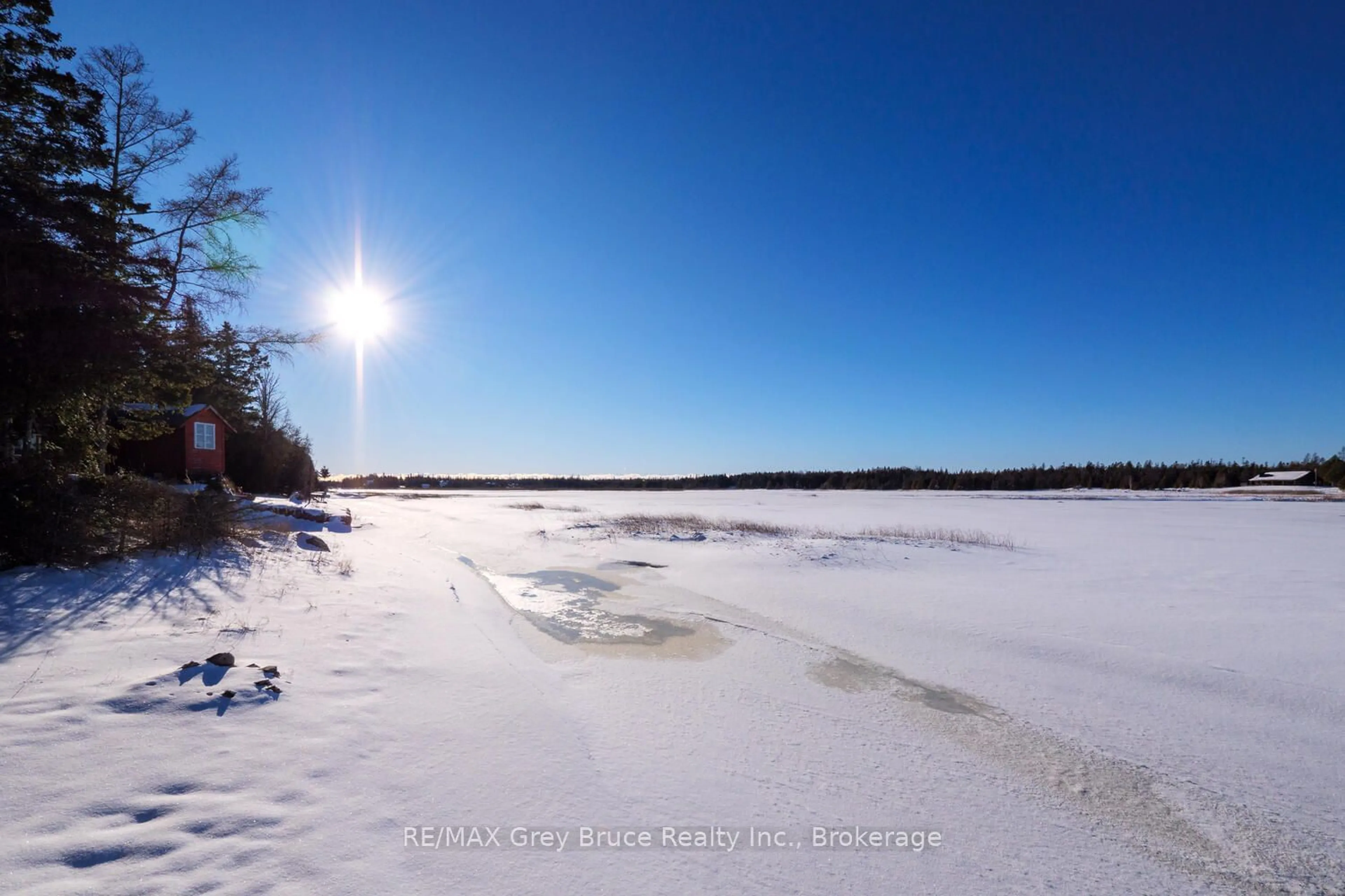 Blurry image for 38 Stewarts Pt, Northern Bruce Peninsula Ontario N0H 2T0