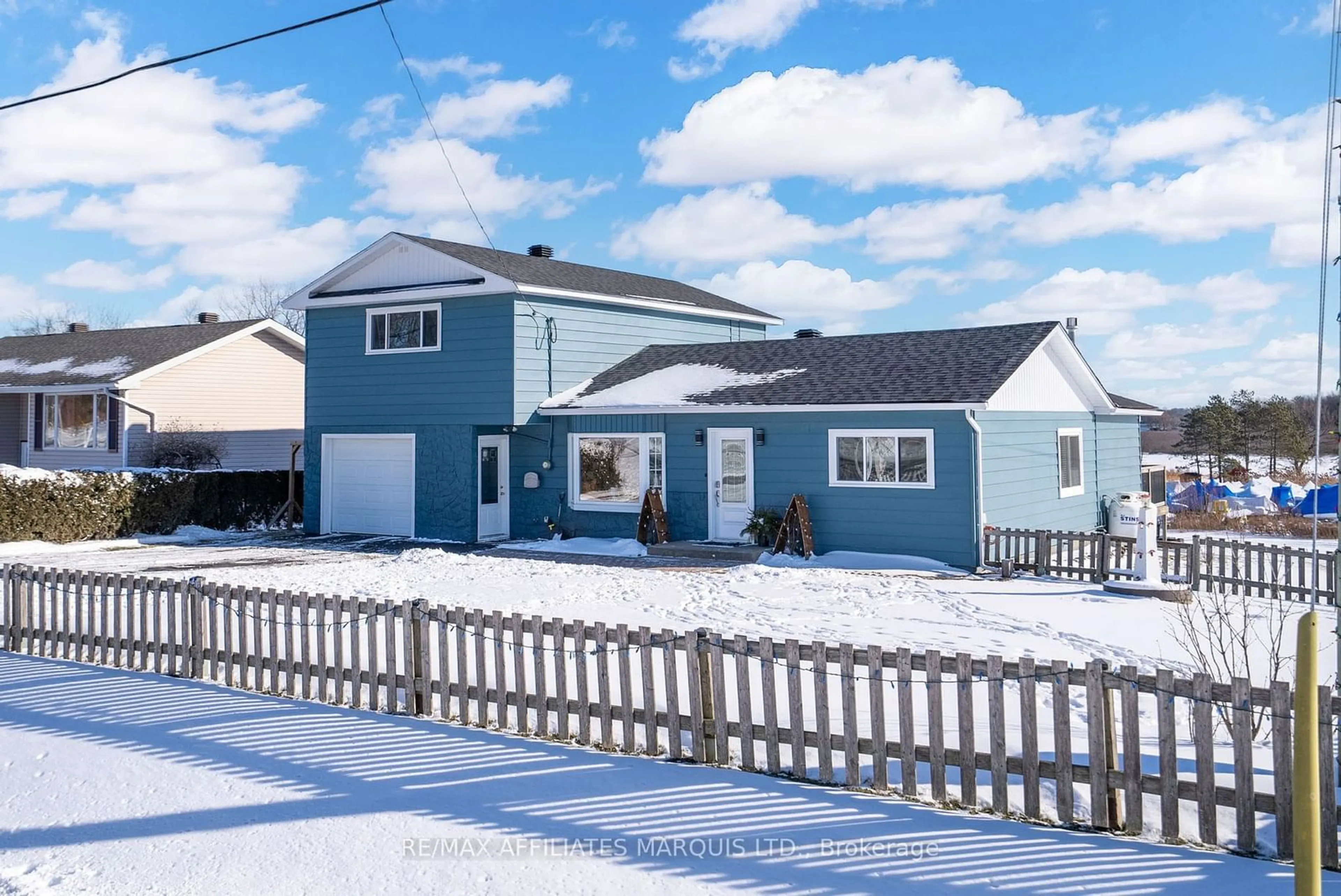 Home with vinyl exterior material, street for 19448 COUNTY ROAD 2 Rd, South Glengarry Ontario K0C 2E0