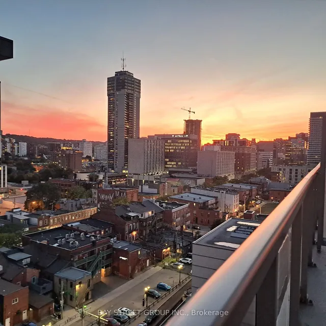 Additional property image - 212 King St Unit 1409