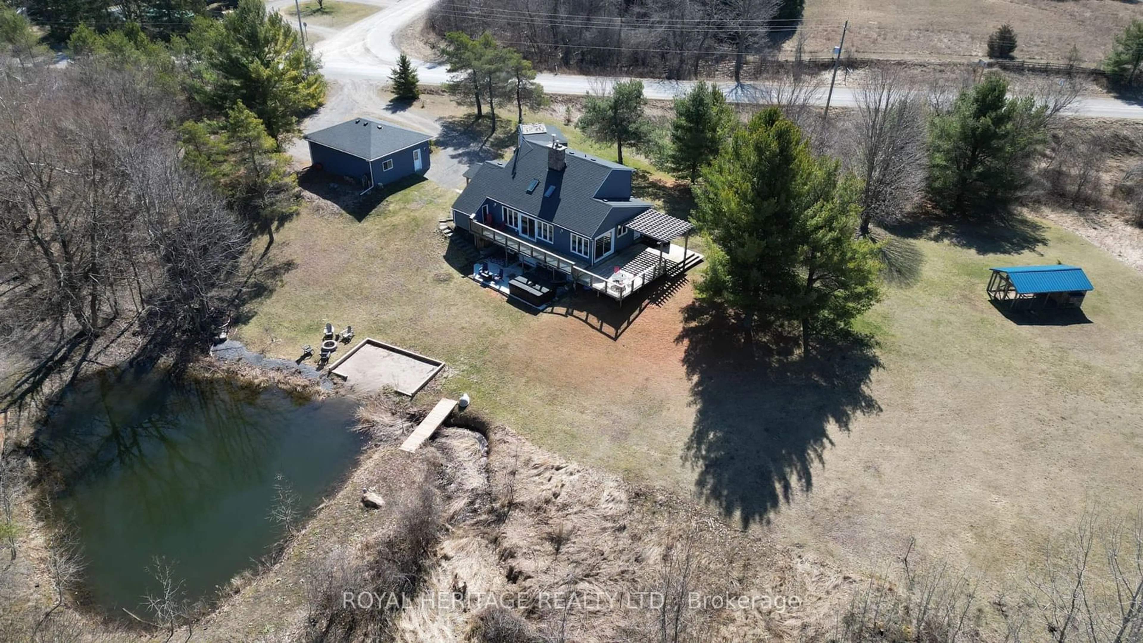 A pic from outside/outdoor area/front of a property/back of a property/a pic from drone, water/lake/river/ocean view for 9976 Community Centre Rd, Alnwick/Haldimand Ontario K0K 1C0