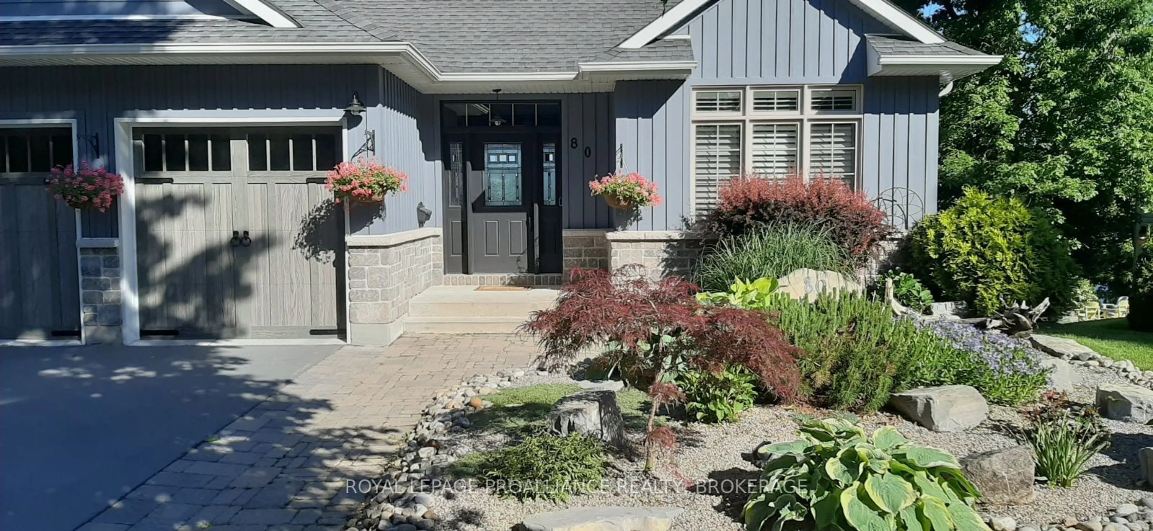 Indoor entryway for 80 Kenwoods Circ, Kingston Ontario K7K 6Y2