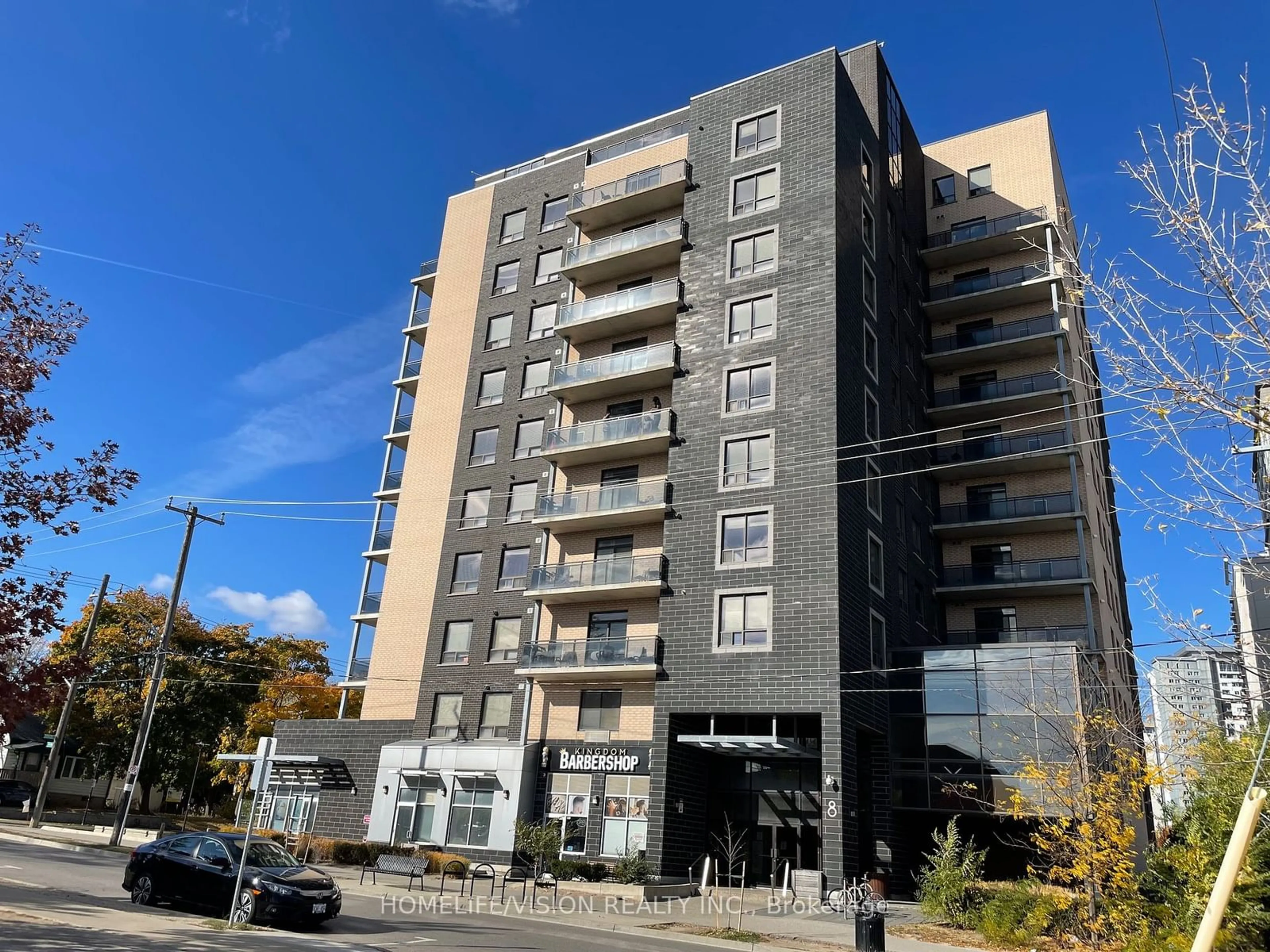 A pic from outside/outdoor area/front of a property/back of a property/a pic from drone, building for 8 Hickory St #1006, Waterloo Ontario N2L 3H6