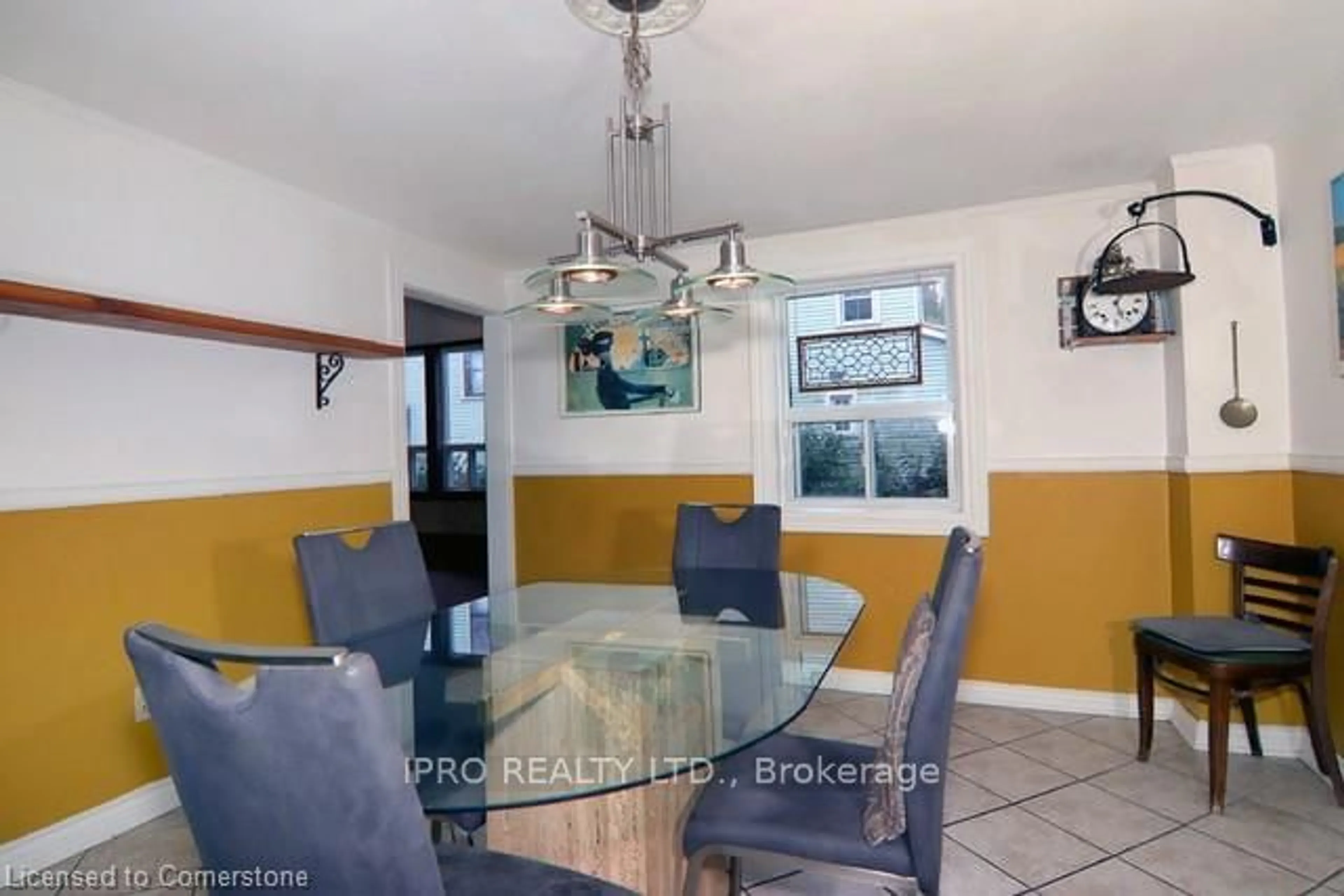 Dining room, ceramic/tile floor for 707 Niagara Blvd, Fort Erie Ontario L2A 3J1