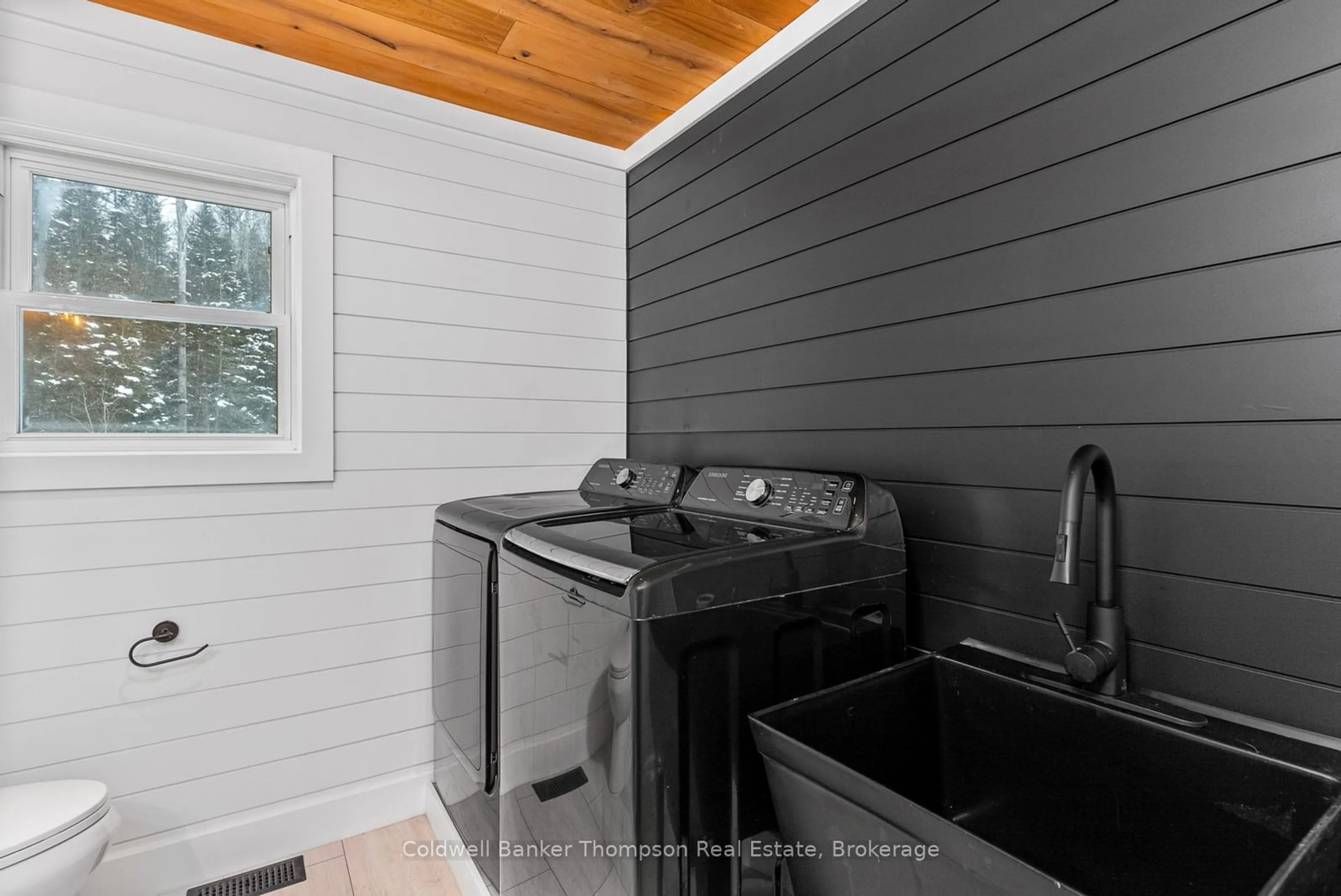 Laundry room for 215 O'brien Rd, Strong Ontario P0A 1Z0