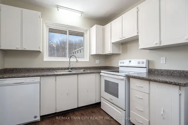 Additional property image - 634 Strasburg Rd Unit 24