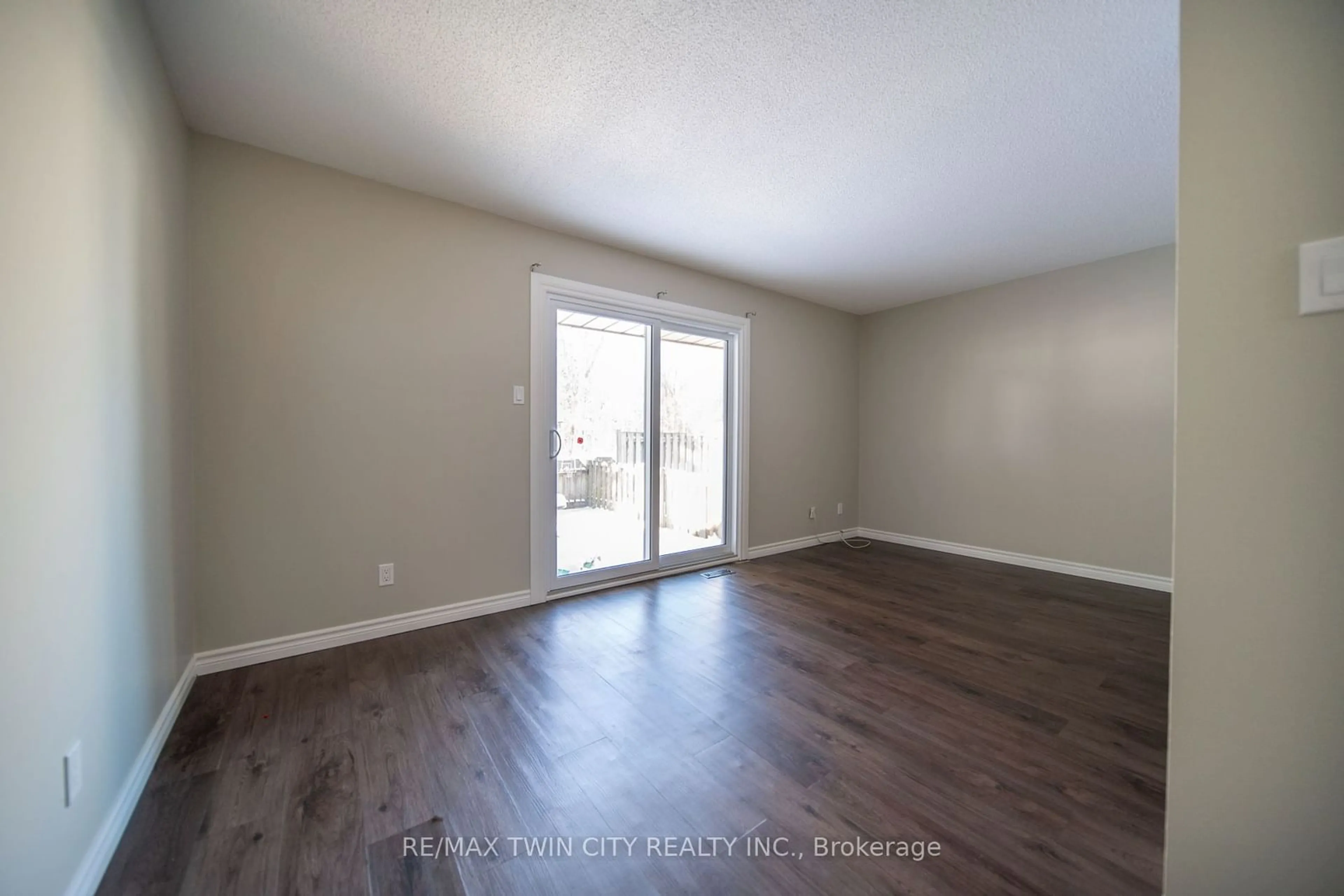 A pic of a room for 634 Strasburg Rd #24, Kitchener Ontario N2E 2G8