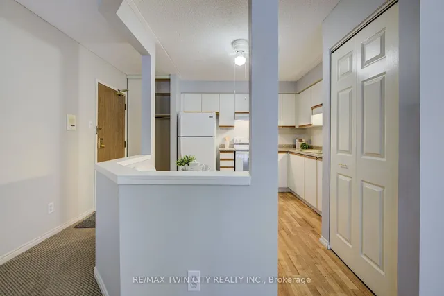 Additional property image - 266 Overlea Dr Unit 404
