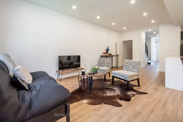 Additional image 29 of 370 Stonehenge Dr Unit 19