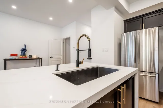 Additional image 24 of 370 Stonehenge Dr Unit 19