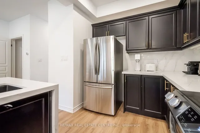 Additional image 23 of 370 Stonehenge Dr Unit 19