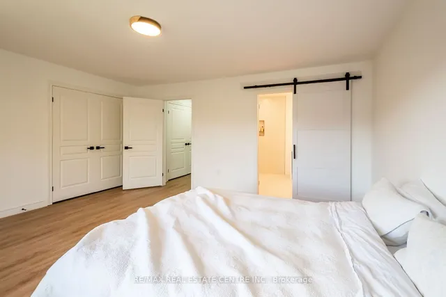 Additional image 18 of 370 Stonehenge Dr Unit 19