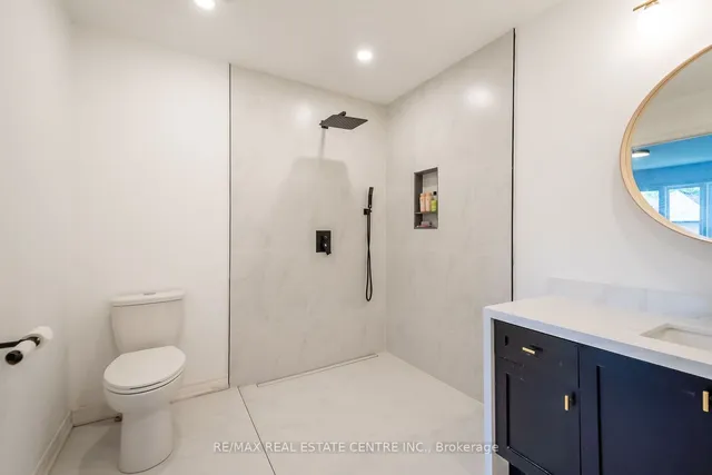 Additional image 15 of 370 Stonehenge Dr Unit 19