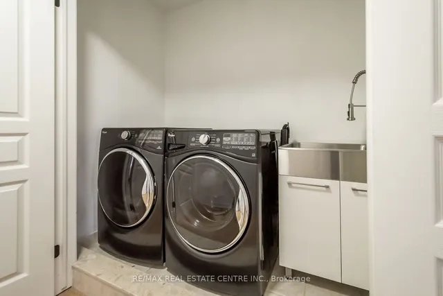 Additional image 14 of 370 Stonehenge Dr Unit 19