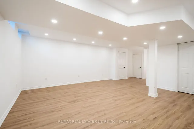 Additional image 5 of 370 Stonehenge Dr Unit 19