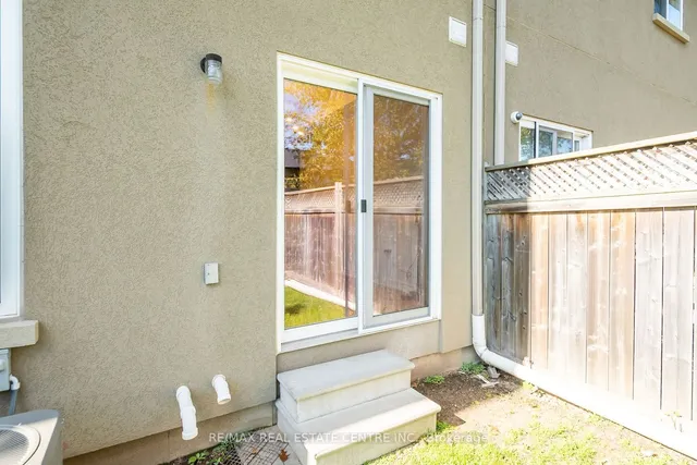 Primary image of 370 Stonehenge Dr Unit 19