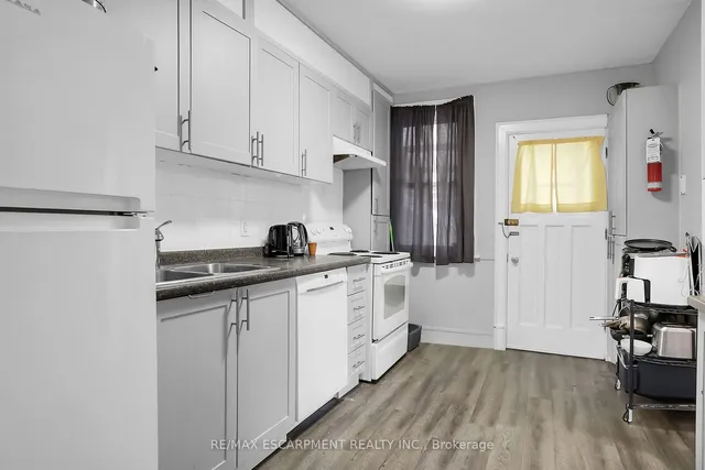 Additional property image - 21 Paisley Ave