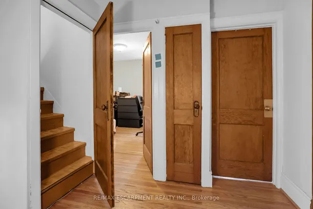 Additional property image - 21 Paisley Ave