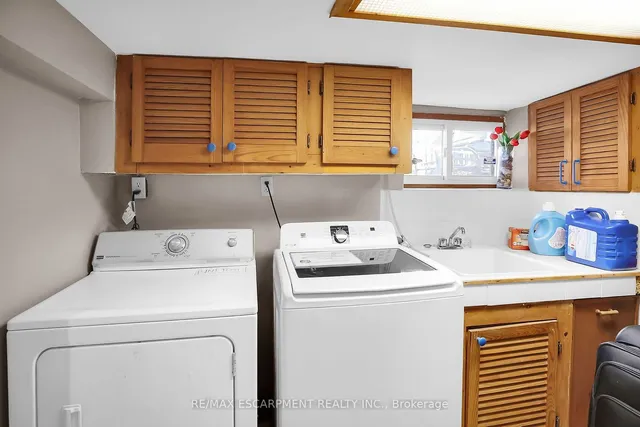 Additional property image - 21 Paisley Ave