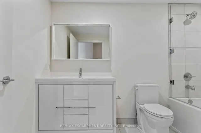 Additional property image - 212 King William St Unit 619