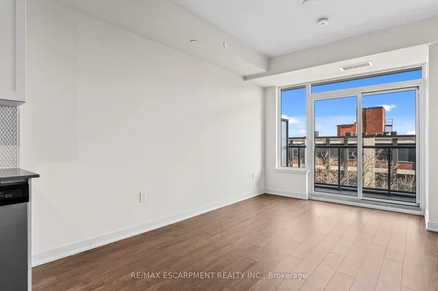 Additional property image - 212 King William St Unit 619