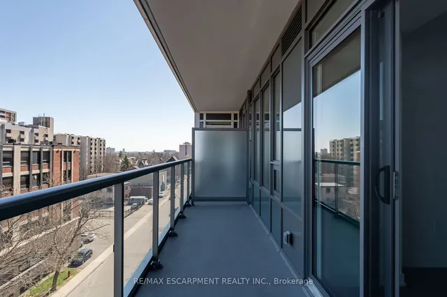 Additional property image - 212 King William St Unit 619