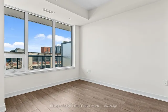 Additional property image - 212 King William St Unit 619
