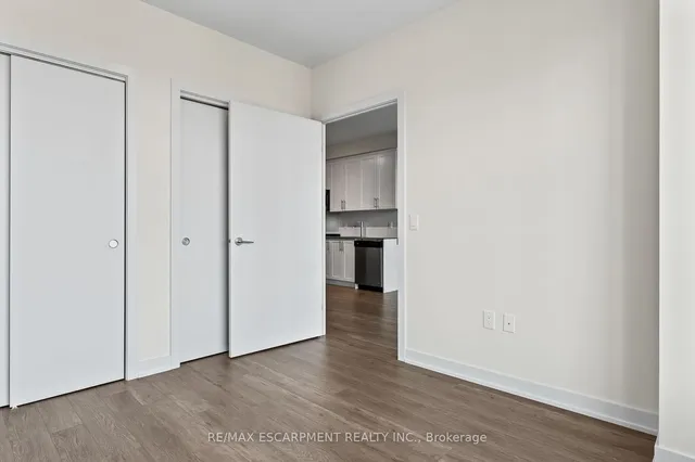 Additional property image - 212 King William St Unit 619
