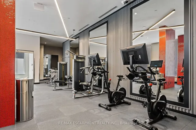 Additional property image - 212 King William St Unit 619
