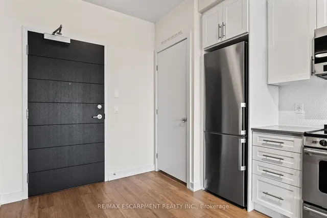 Additional property image - 212 King William St Unit 619
