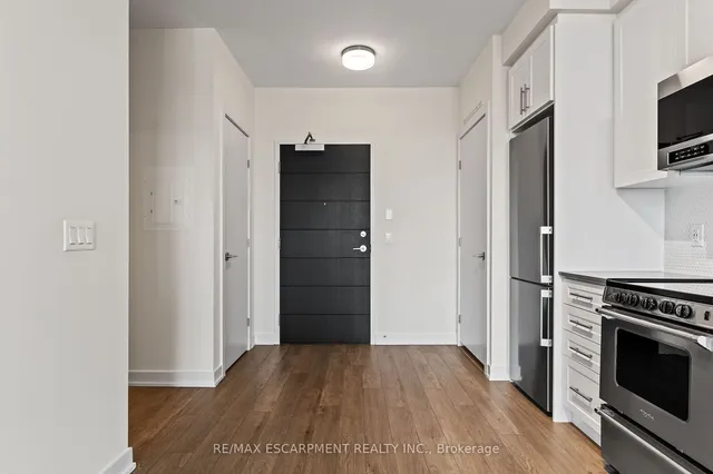 Additional property image - 212 King William St Unit 619