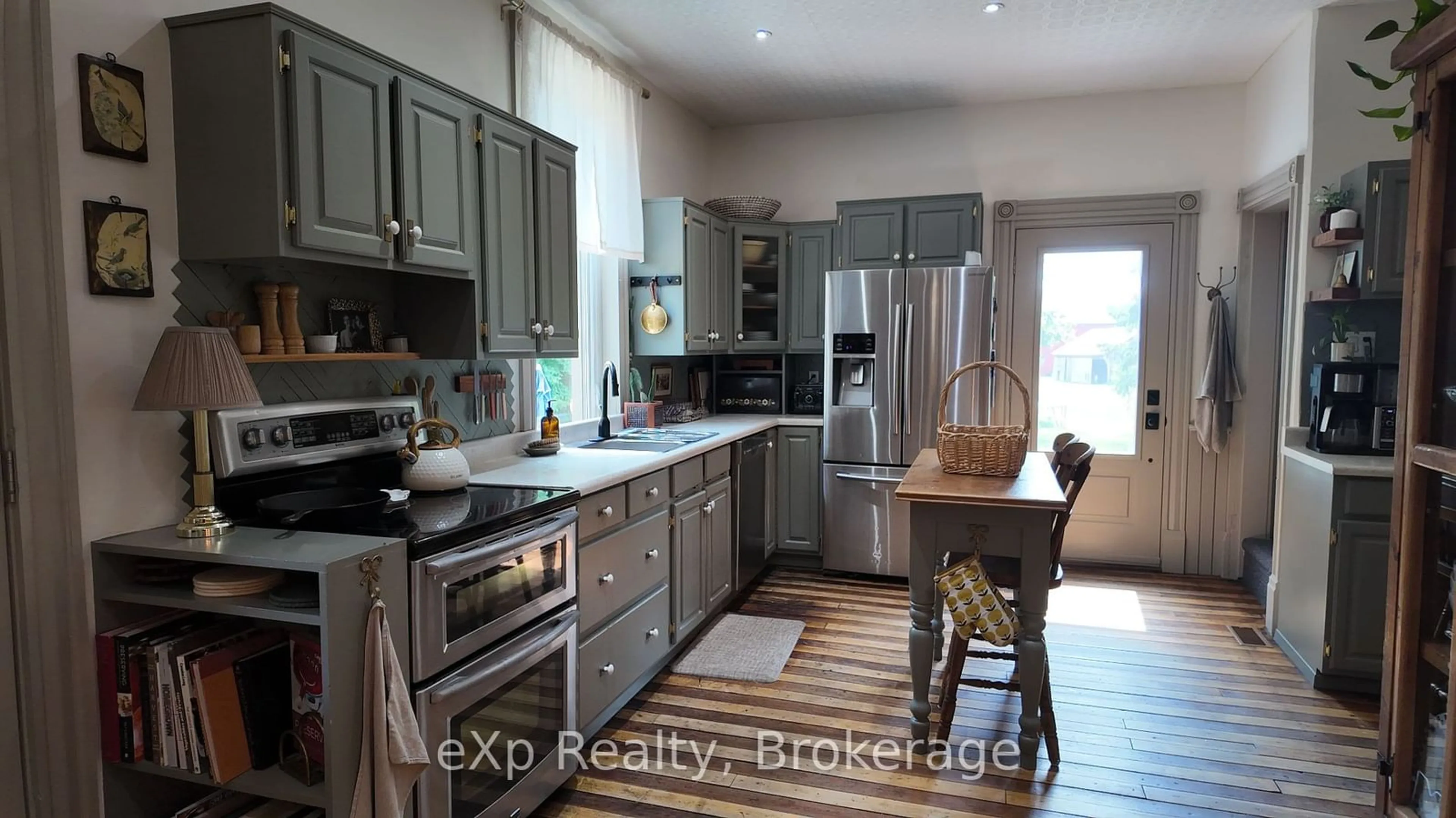 Open concept kitchen, unknown for 1337 Bruce Road 15, Brockton Ontario N0G 2T0