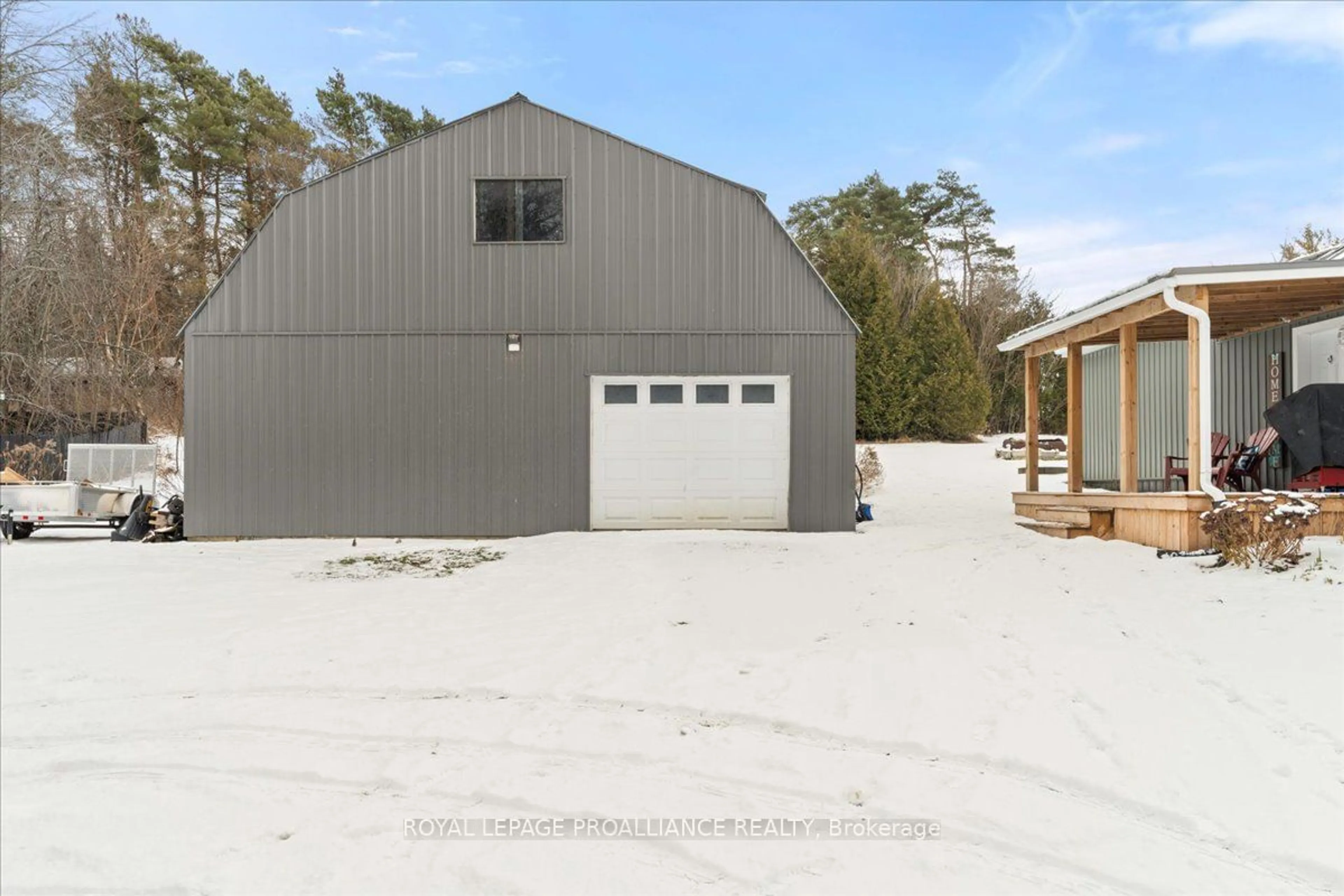 Indoor garage for 2307 County Road 3, Prince Edward County Ontario K0K 1L0